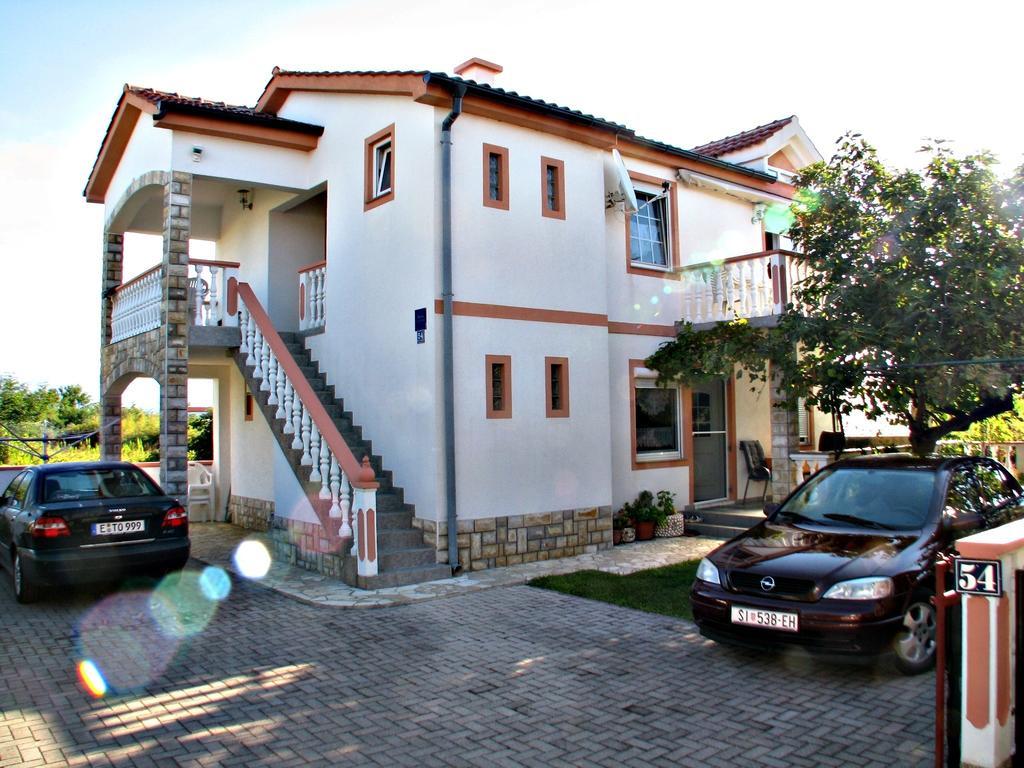 Apartments Galic نين المظهر الخارجي الصورة